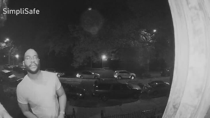 SimpliSafe-Video-Doorbell-Pro-Night-Vision Testing out the infrared night vision after installing our Video Doorbell Pro.