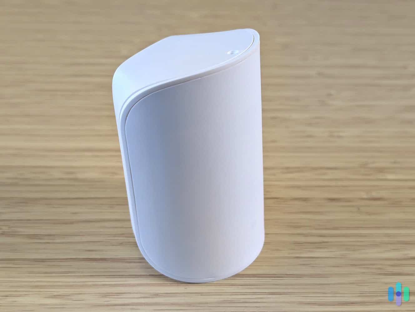 Frontpoint-motion-sensor-on-desk Frontpoint motion sensor on desk